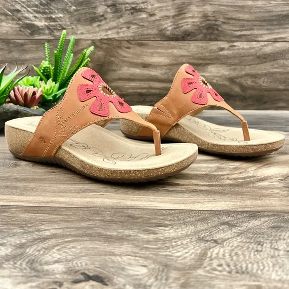 NIB Josef Seibel Natalya 09 Floral Leather Wedge Thong Sandal Cognac Combi - Picture 5 of 15